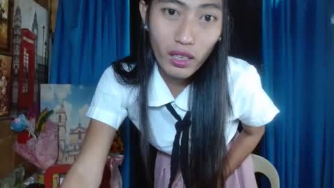 queensteffi online show from January 18, 4:47 pm