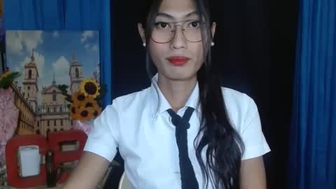 queensteffi online show from February 6, 10:04 am