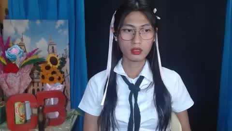 queensteffi online show from February 6, 8:23 pm