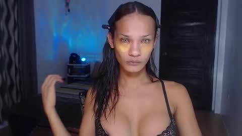 ValentinaMoone online show from November 17, 5:35 pm