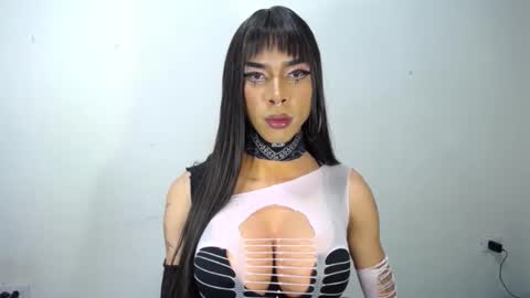 RamonaSmit online show from March 14, 8:45 pm