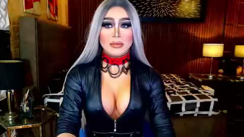 ravenmystiquex online show from July 11, 9:14 am