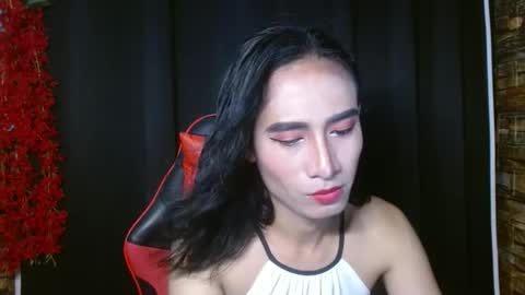 rhianesassy online show from January 4, 3:50 am