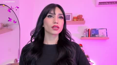 Rose Saenz online show from December 17, 10:11 pm