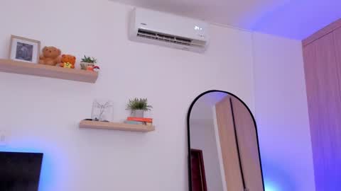 Rose Saenz online show from February 27, 6:31 pm