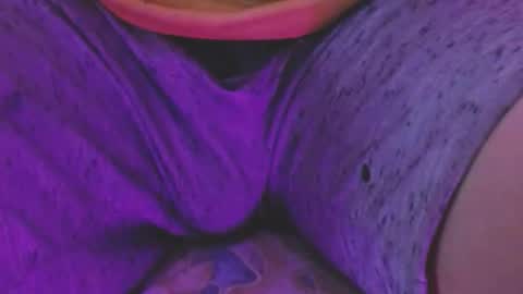 Snapshot of rosesvalentina chatting on September 23, 2:17 am Ocean online show from September 23, 2:17 am