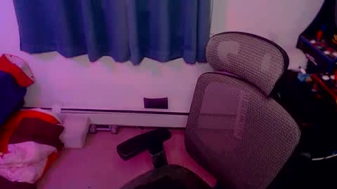 Snapshot of ryff_burnz chatting on October 18, 2:48 am Ryff Burnz online show from October 18, 2:48 am
