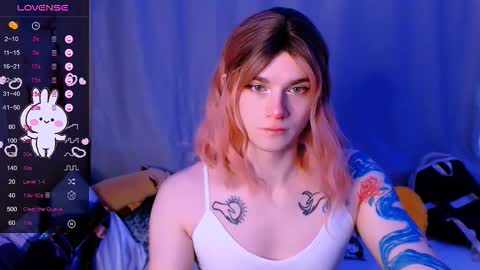  Alice  online show from November 16, 7:40 am