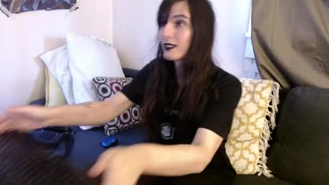 sabinewinters online show from April 8, 8:43 pm