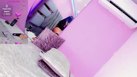 sabrinasandoval21 online show from April 24, 5:32 am