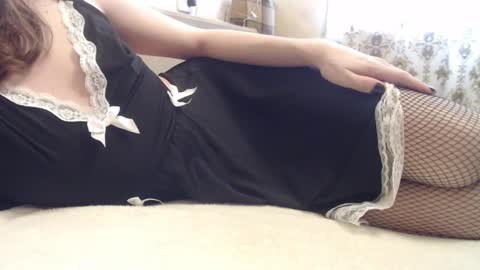 Snapshot of sadmermaid77 chatting on March 7, 9:32 am sadmermaid77 online show from March 7, 9:32 am