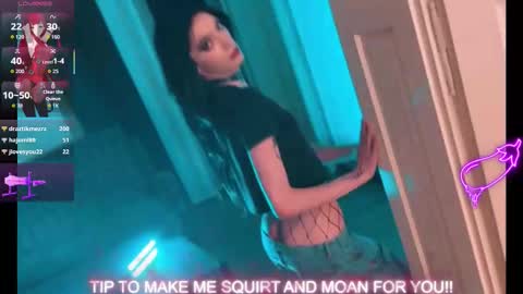 Sage Storm online show from December 22, 3:11 am