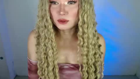 Snapshot of salumisabato69 chatting on September 17, 6:13 pm anasthasia online show from September 17, 6:13 pm