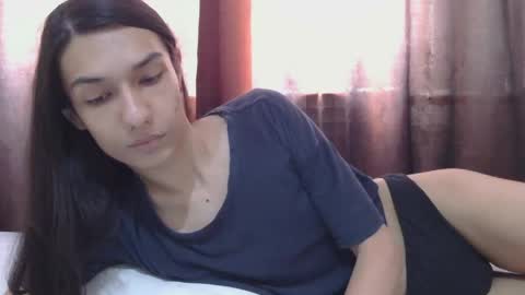 sandra for your pleasure online show from April 21, 5:25 am