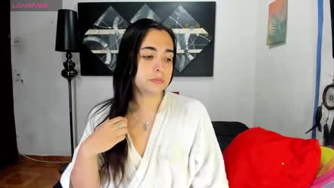  SARAHJEY     online show from March 4, 6:50 pm