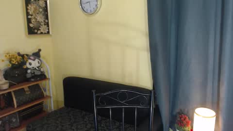 ashly online show from November 28, 10:49 am