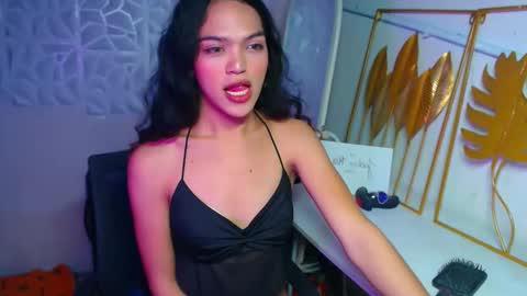 Bella online show from December 2, 4:10 pm