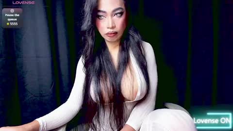 April online show from April 4, 9:45 pm