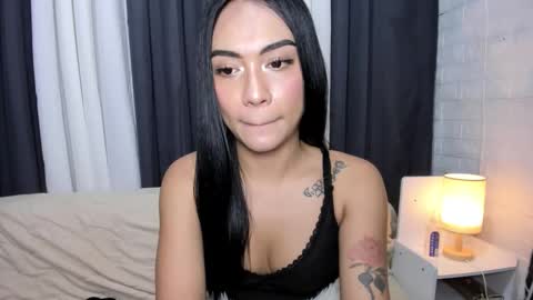 maxine online show from October 21, 10:22 pm