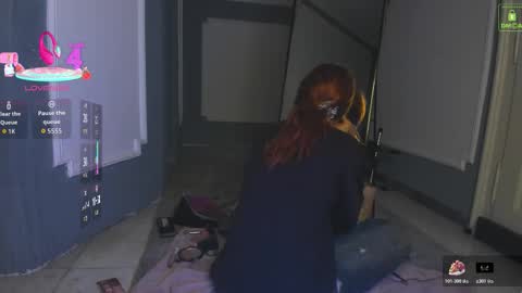 Snapshot of sexymiatrans chatting on October 17, 5:05 pm Sexy online show from October 17, 5:05 pm