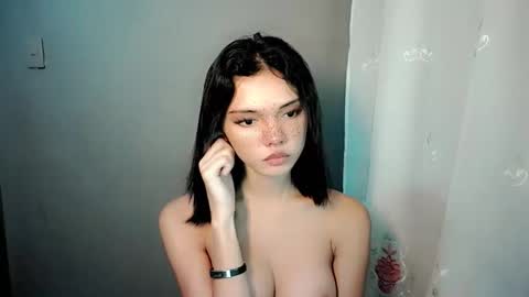 Snapshot of sexytight_tanya chatting on October 17, 12:41 pm sexytight_tanya online show from October 17, 12:41 pm