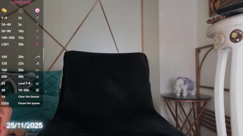 Shantal Chocolet  online show from November 26, 5:10 am