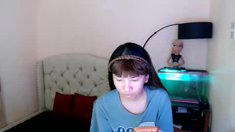 SHANTA FOX  s online show from April 12, 12:58 am