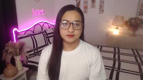 Queen Cyrine online show from November 23, 12:07 pm