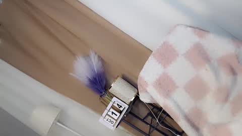 Snapshot of slimgirl_patricia chatting on October 15, 7:03 pm Pat online show from October 15, 7:03 pm