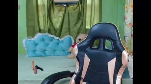 superhotscarlet online show from March 2, 2:50 am