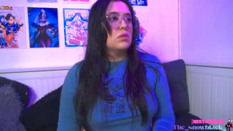 Snow and Bubble online show from April 17, 9:49 pm