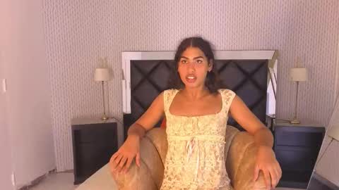 yoki online show from February 15, 10:08 pm