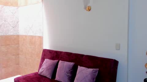 Snapshot of sophia_harry chatting on February 25, 8:19 pm sophia CM online show from February 25, 8:19 pm