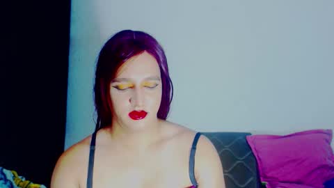 sophiehillsxo online show from March 1, 6:41 am