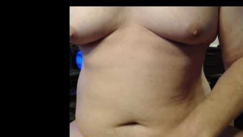 bri and mags fun room online show from April 5, 1:03 am