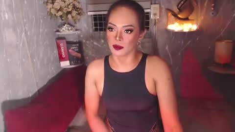 stella online show from November 6, 1:11 pm