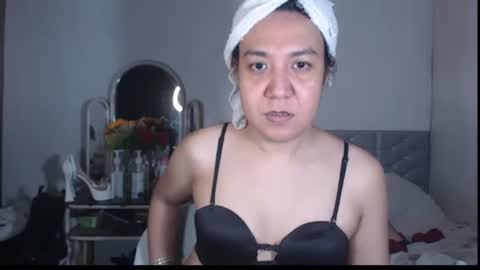 Snapshot of stellahugets chatting on September 28, 7:57 pm Stella online show from September 28, 7:57 pm