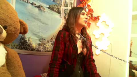 sofhia online show from February 12, 1:09 am