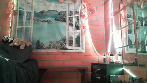 sofhia online show from October 17, 3:10 am