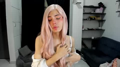 sue online show from March 30, 6:58 am