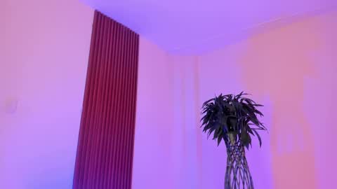 llllSupra llll online show from February 21, 5:20 pm