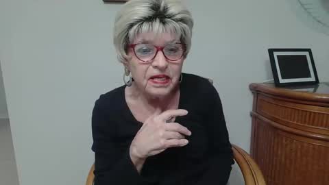 sexualsusan online show from February 9, 3:52 pm