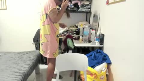 Snapshot of sweet7061 chatting on October 20, 6:05 am sweet7061 online show from October 20, 6:05 am