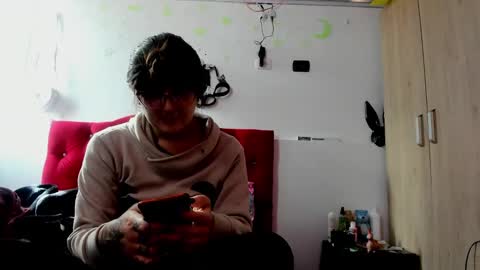 sweet__suck69bitch online show from January 6, 8:18 pm