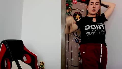 sweet__suck69bitch online show from January 23, 9:07 pm