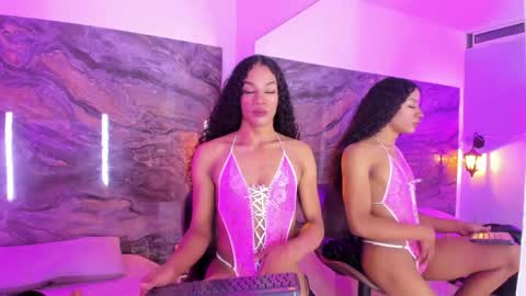 sweet_estefa_ online show from April 19, 4:02 am