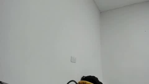 sweet_kitty_777 online show from April 16, 8:48 am