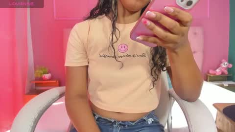 Yeileen online show from December 7, 5:59 pm