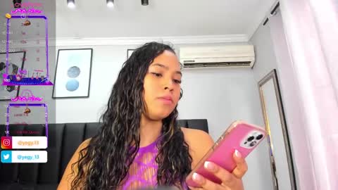 Yeileen online show from January 7, 6:35 pm