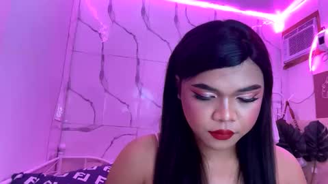 Leith Madrigal online show from October 26, 6:37 pm